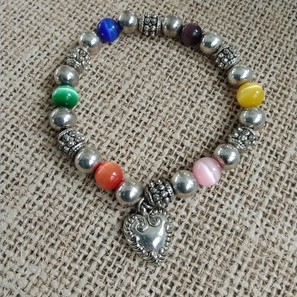 Beaded Heart Bracelet - Picture 12 of 14